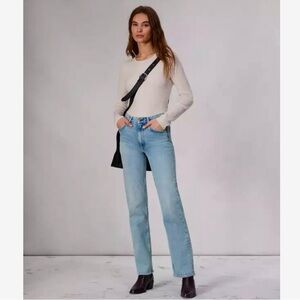 Rag & Bone Harlow MidRise Ankle Straight Jeans in Jalen.